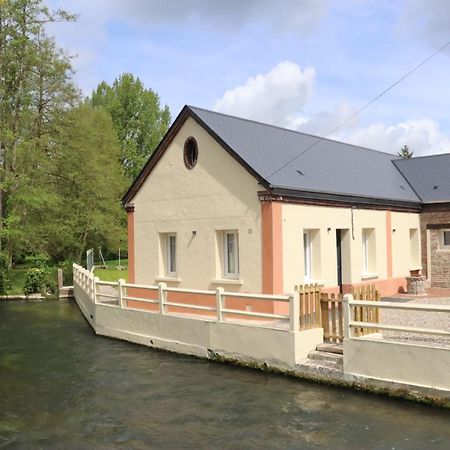 Au Clair Matin Sur L'Yeres Villa Sept-Meules Екстериор снимка